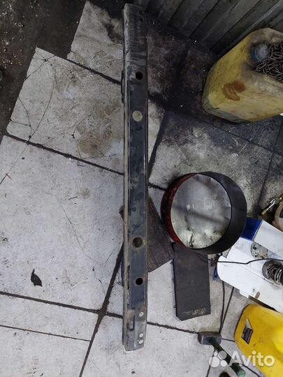 Усилитель заднего бампера T5 multivan