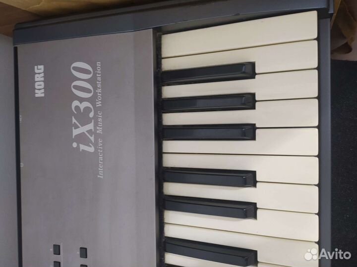Синтезатор korg IX300