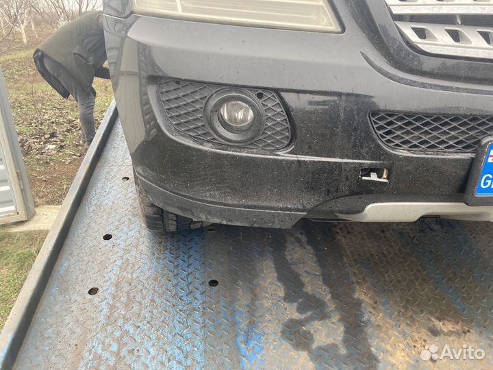 Передний бампер Mercedes ml164 дорестайлинг