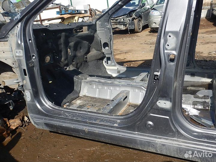 Б/У Б/У Стойка кузова центральная левая, Hyundai