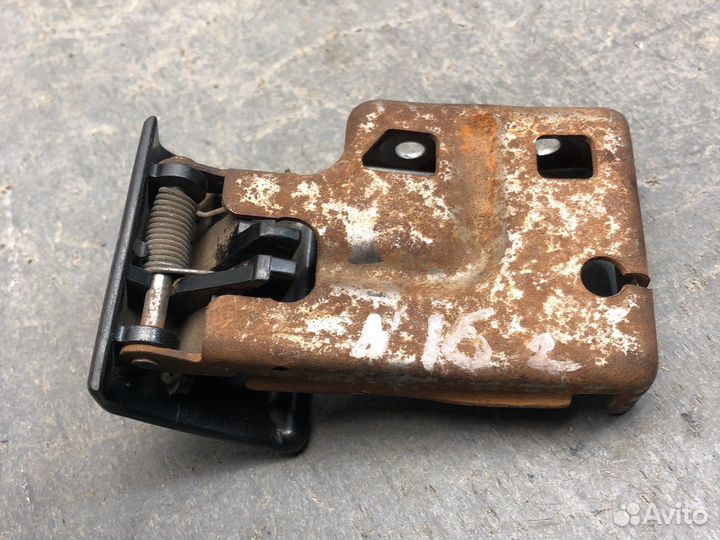 Ручка капота Альмера н16