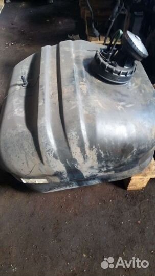 Топливный бак 125 литров Mercedes benz atego