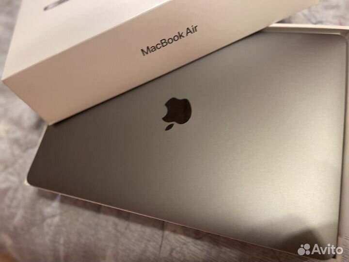 Macbook air 13 m1 2020