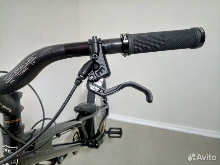 Велосипед custom trial street