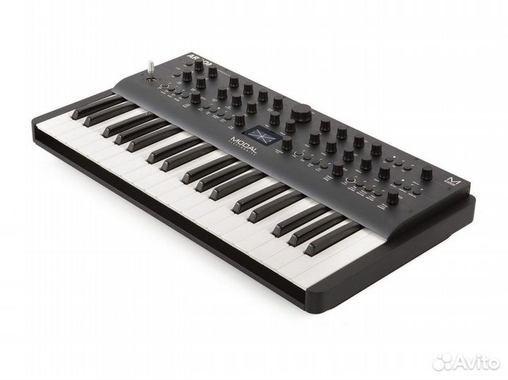 Modal Argon8 синтезатор