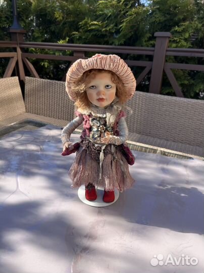 Фарфоровая коллекционная кукла гном мухомор 2