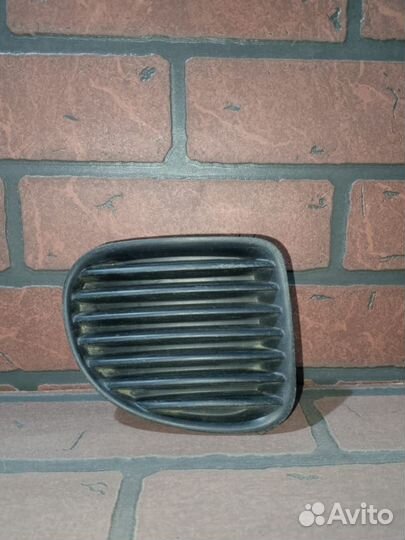 Заглушка бампера toyota funcargo NCP20 2NZ-FE FR/RH