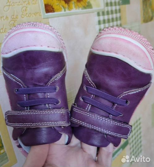 Кеды (кроссовки) для девочки из нат. кожи, 24 р