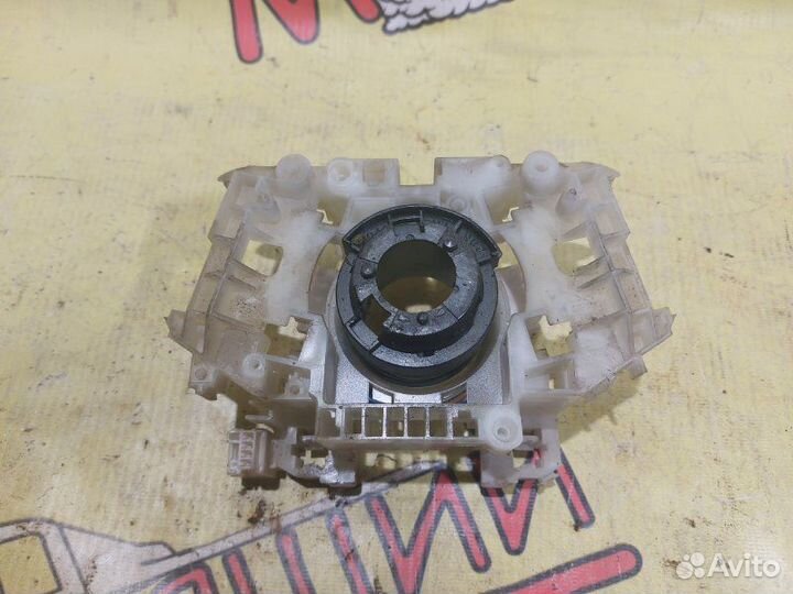 Кронштейн подрулевых Mitsubishi Lancer X 10 1.8