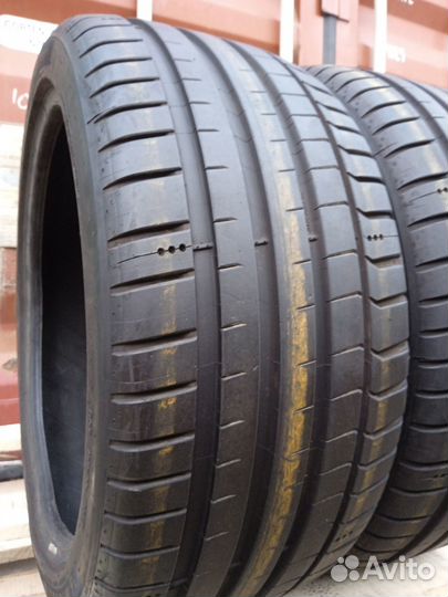 Michelin Pilot Sport 5 245/40 R18