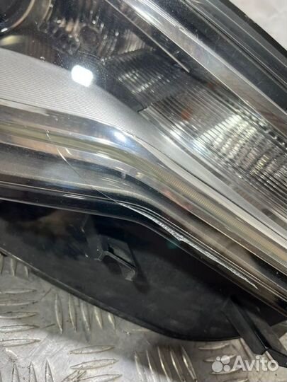 Фара передняя правая Audi A6 4G2