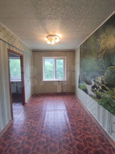 3-к. квартира, 55 м², 2/5 эт.