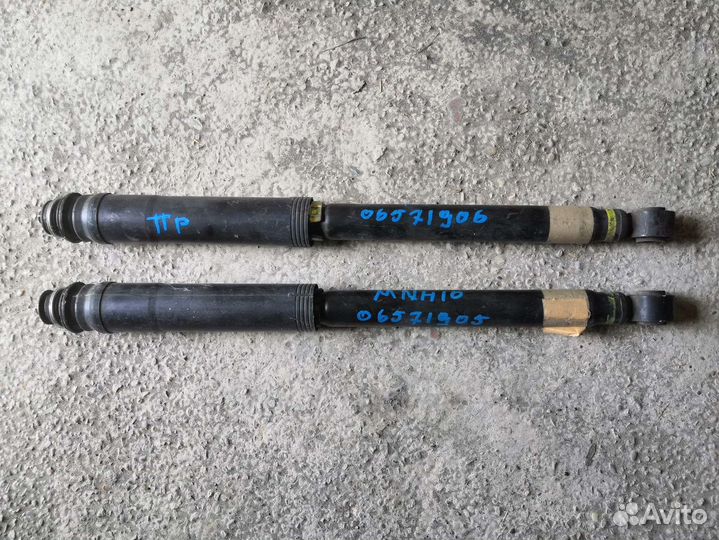 Задние амортизаторы