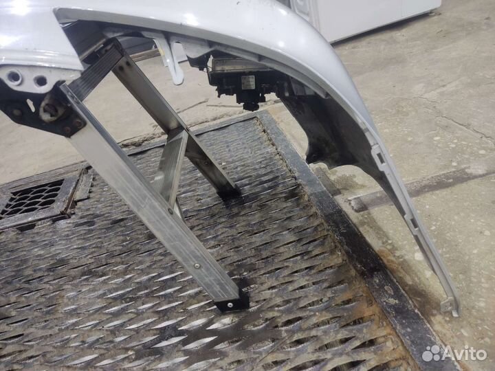 Бампер Toyota Corolla runx