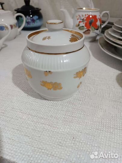 Чайники, сахарницы фарфор, эмалированные СССР