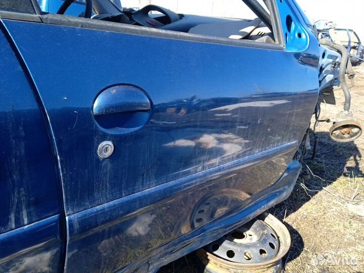 Дверь передняя правая Пежо 206