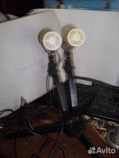 Микрофон и телефонная трубка