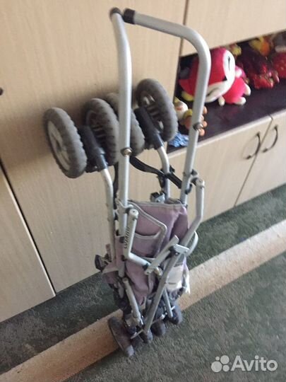 Коляска прогулочная-трость