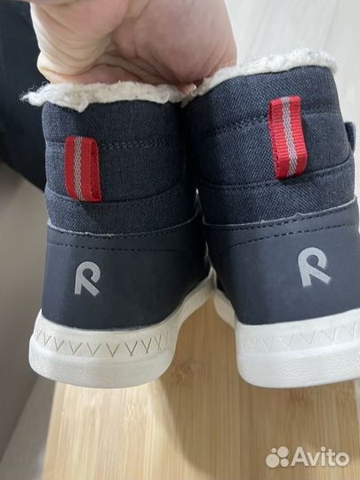 Зимний комбинезон 110+ботинки reima +шапка и шарф