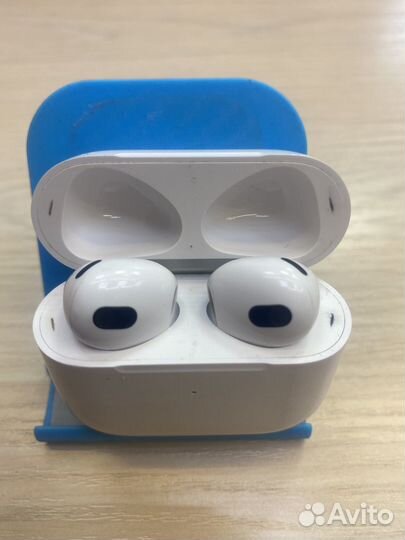 Беспроводные наушники apple airpods 3