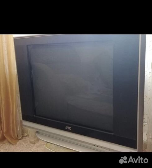 Продам цветной телевизор JVS
