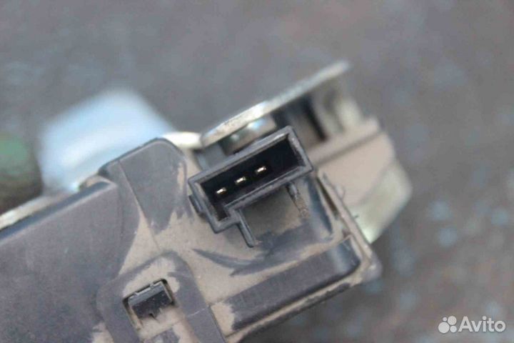 Замок багажника Opel Zafira B (Опель Зафира) A05 1