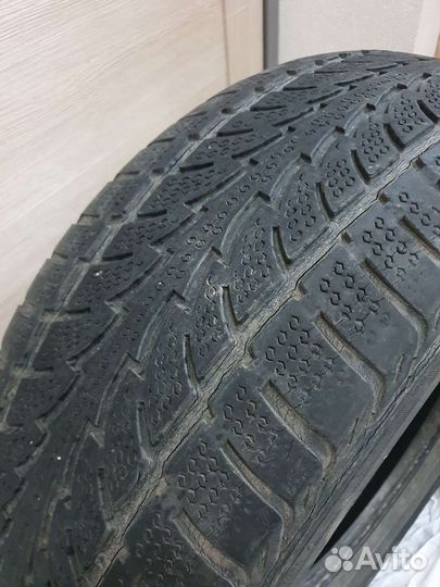 Nokian Tyres WR 265/65 R17 112T