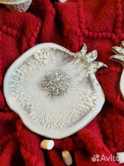 Подстаканники ручной работы из эпоксидной смолы