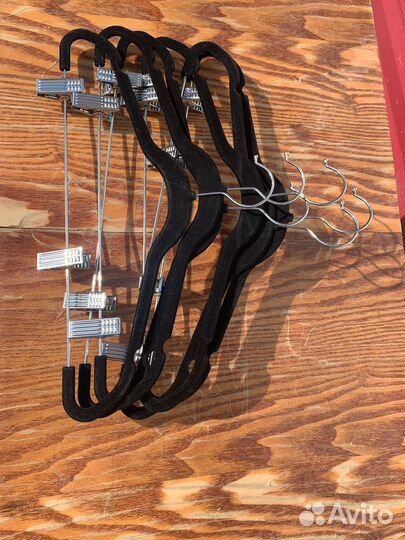 Плечики для одежды