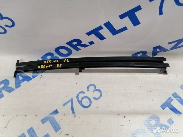 Направляющая заднего стекла mazda 3 bm 1.6 ат седа