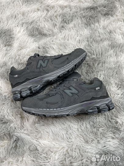 Кроссовки New balance 2002r