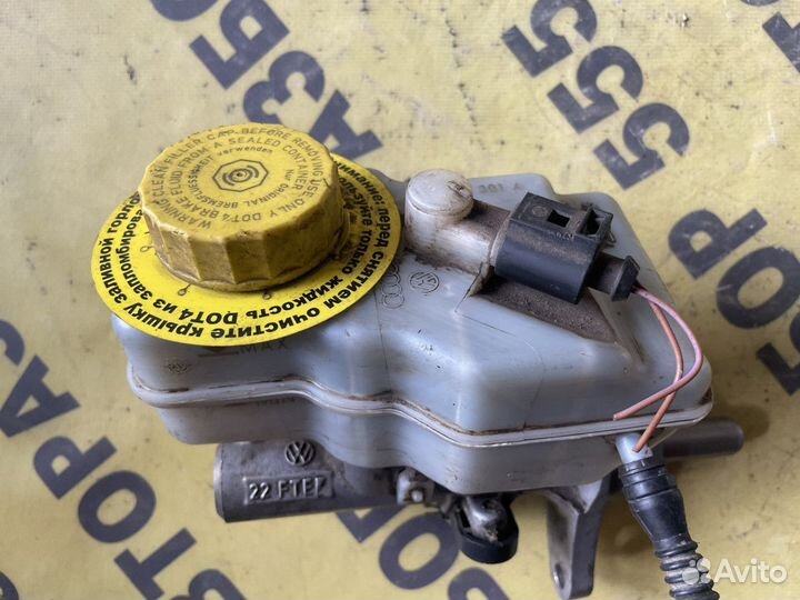 Главный тормозной цилиндр VW Polo