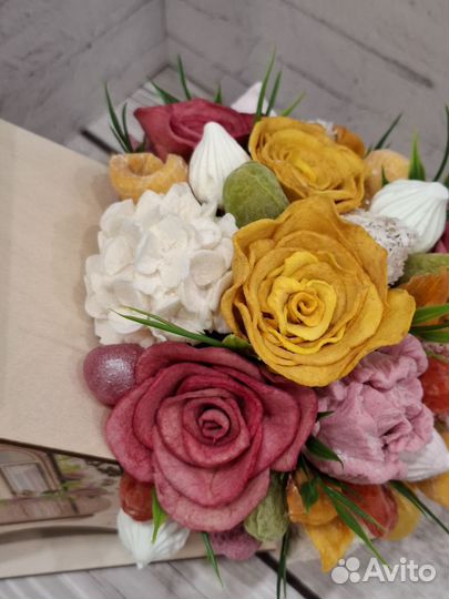 Съедобные букеты на 8 марта