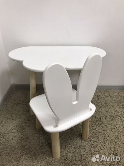 Детский столик и стульчик