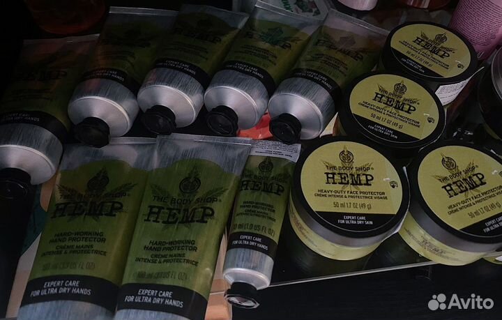 The Body Shop крем для рук “Конопляное масло»