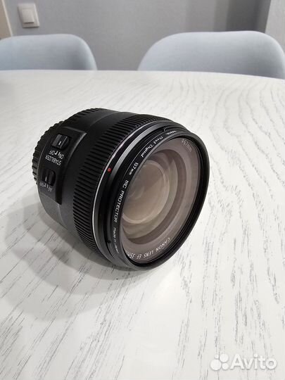 Объектив Canon EF 35mm f/2 IS USM