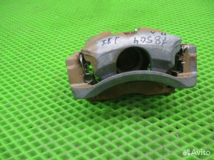 Суппорт передний левый Nissan Qashqai 2 (J11)