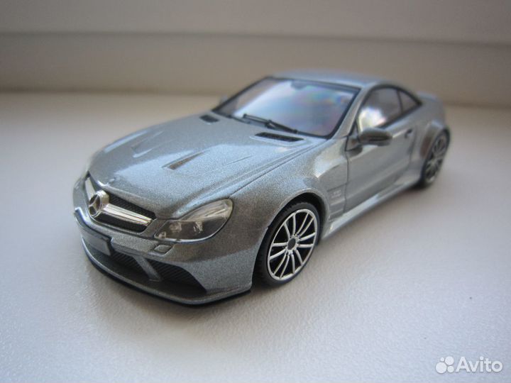 1/43 Mercedes Benz SL 65 AMG Black Series 2008