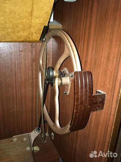 Машинка швейная бытовая Зигзаг класса 120-22