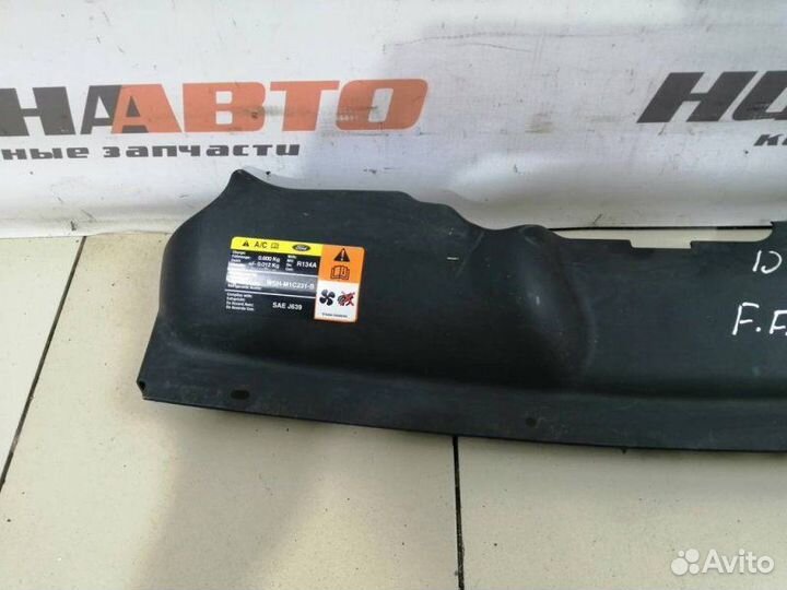 Накладка передней панели Ford Focus 2 1.8 2009