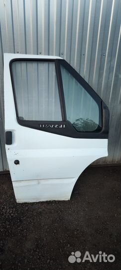 Передняя правая дверь Ford Transit 2006-2013