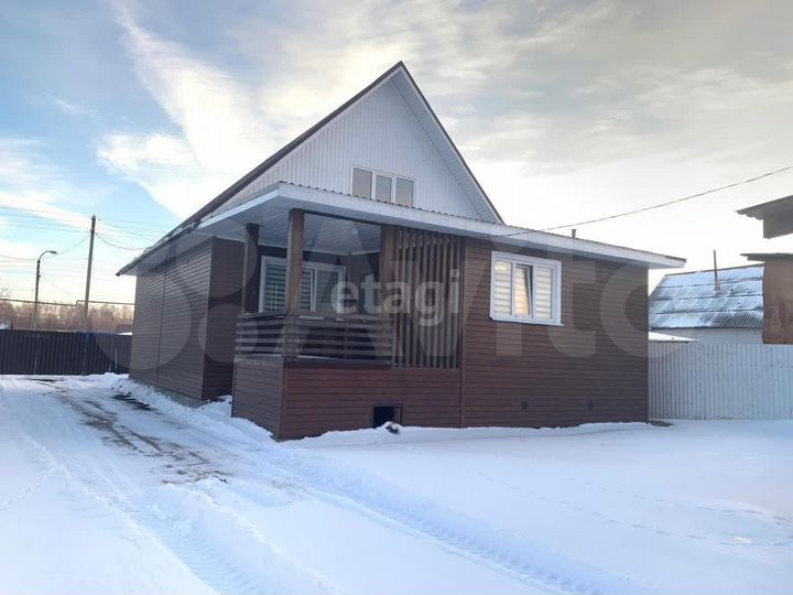 Дом 160,3 м² на участке 9,1 сот.