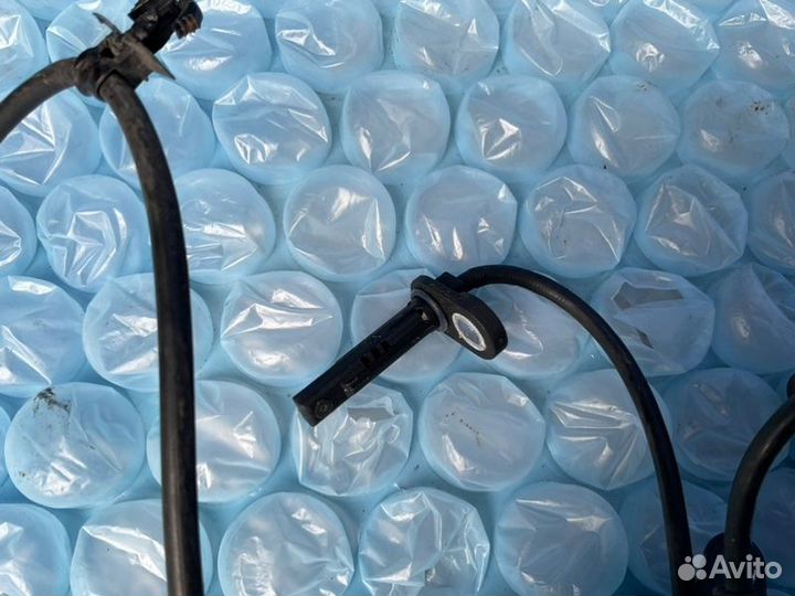 Датчик abs задний левый Honda Odyssey RL3 J35A7