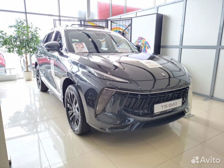 Forthing T5 EVO 1.5 AMT, 2023