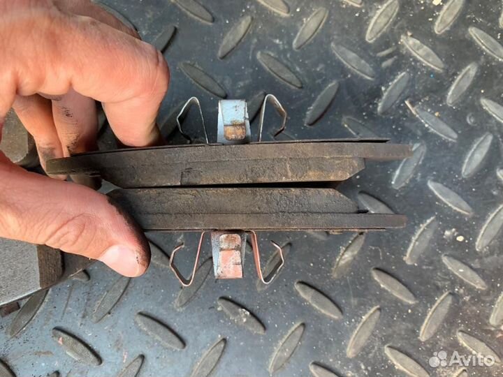 Тормозные колодки на skoda octavia a5