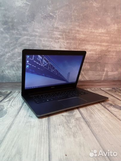 Ультрабук Dell/i3-6100u/Graphics 620/120gb SSD