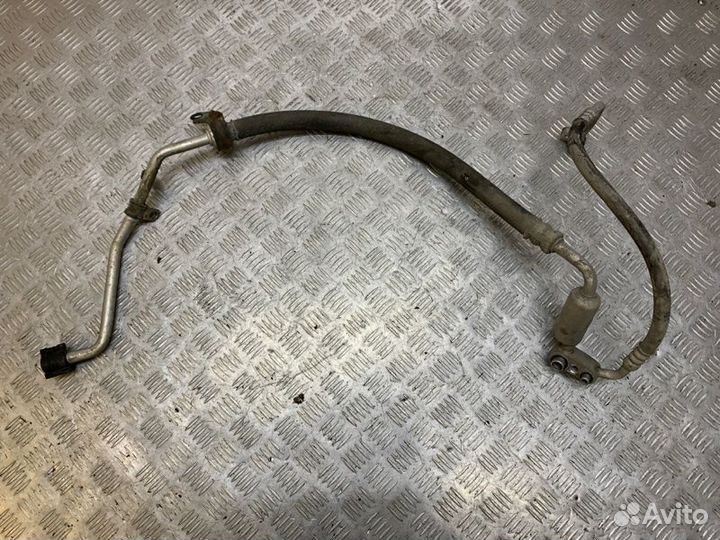 Трубка кондиционера Pontiac Vibe 1 1zzfe 2005