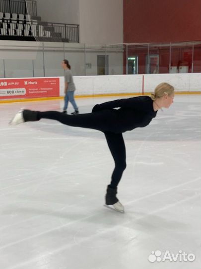 Тренер по Фигурному Катанию