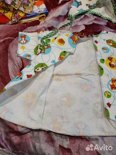 Распашонка и чепчик