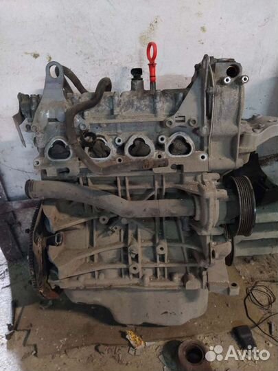 Головка гбц Фольксваген Поло Седан 1.6 cfn